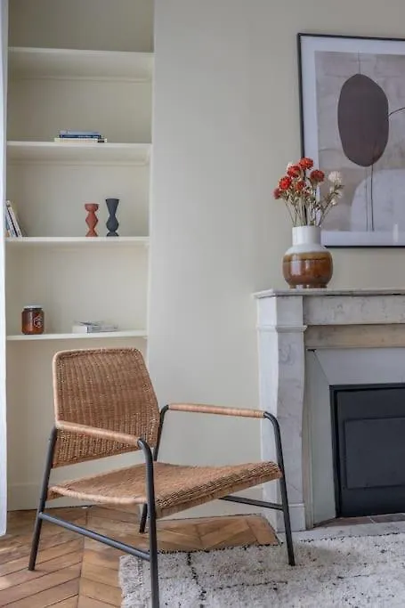 Apartment 1#two Bedrooms#champs Elysees#arc De Triomphe#ac